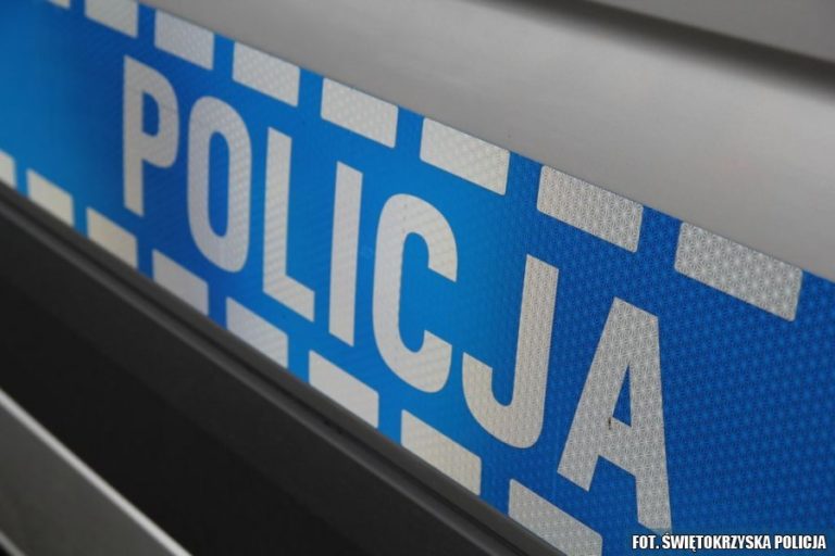 Nieszczęście było o krok. Na ratunek przypłynął policjant.