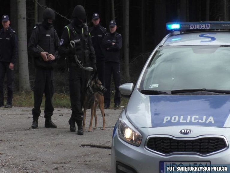 Bomba w urzędzie miasta
