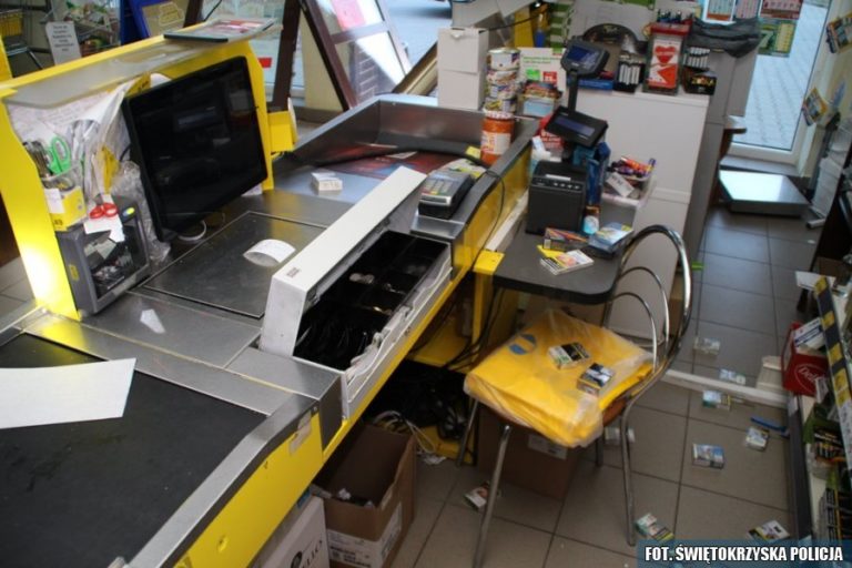 Sprawcy włamania trafili do aresztu