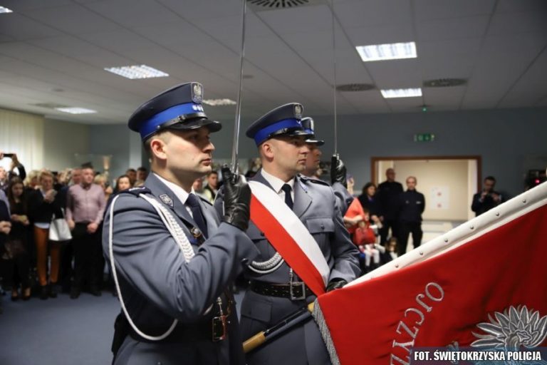 Nowe przyjęcia do służby i medale za jej długi czas
