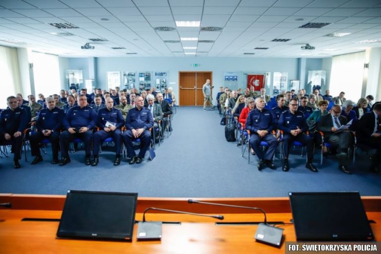 „Europejskie struktury policyjne na przestrzeni 100 lat”