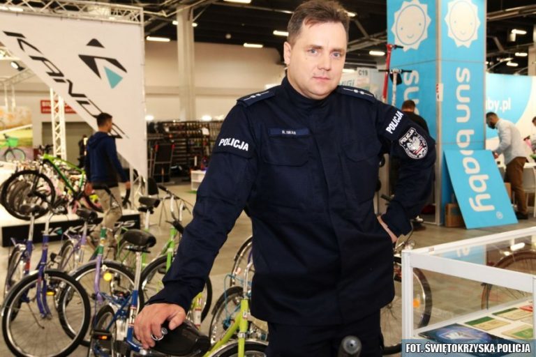 Niezwykła wystawa o wielkiej pasji kieleckiego policjanta