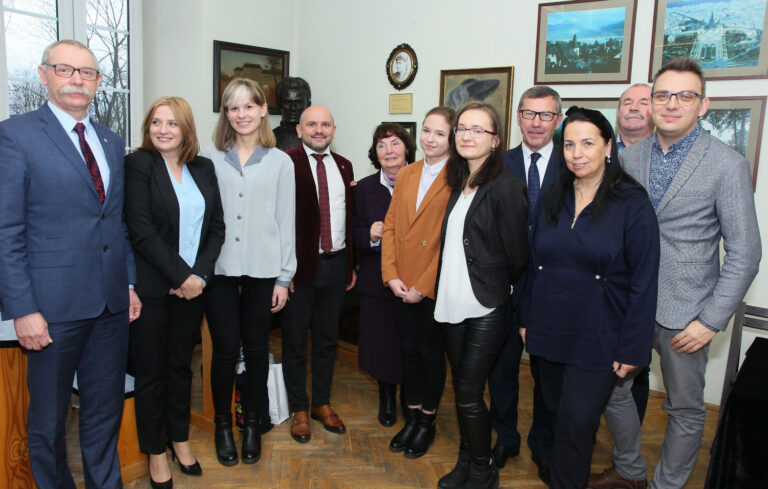 Po raz 33. wręczono stypendia im. Andrzeja Radka