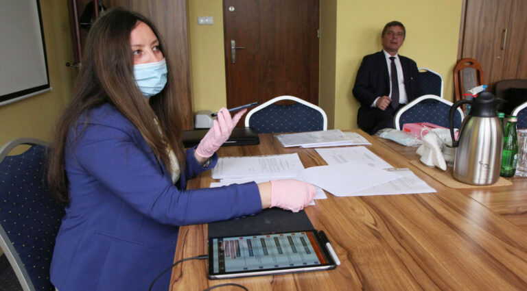 Na Komisji Edukacji, Kultury i Sportu o stypendiach dla studentów medycyny i wsparciu zabytków