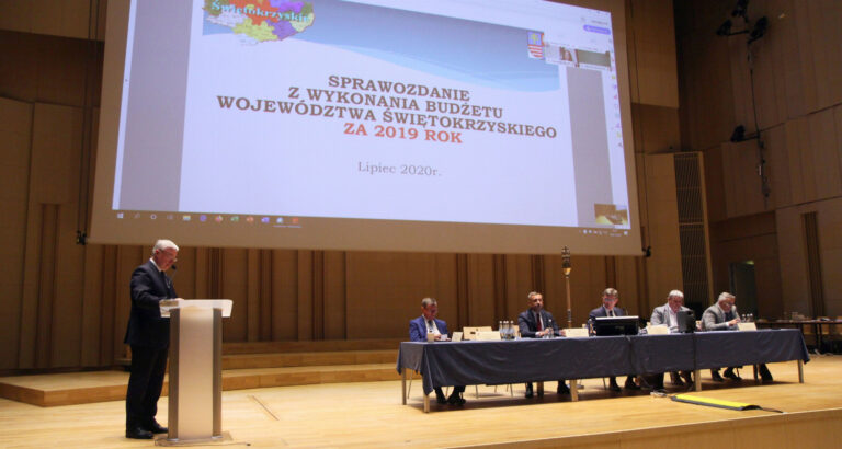 Jest wotum zaufania i absolutorium dla Zarządu Województwa Świętokrzyskiego!