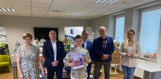 W gminie Zagnańsk stworzyli roboty z materiałów do recyklingu – znamy zwycięzców konkursu