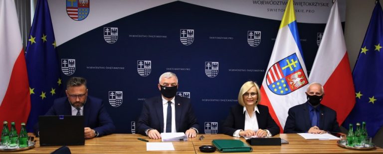 Uczniowie liceów i szkół zawodowych mogą wkrótce składać wnioski  o stypendia