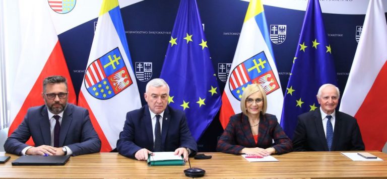 Studenci medycyny otrzymali stypendia
