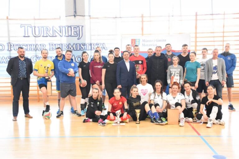 Charytatywny Turniej Siatkarskich Mikstów ˝Morawica Ukrainie˝
