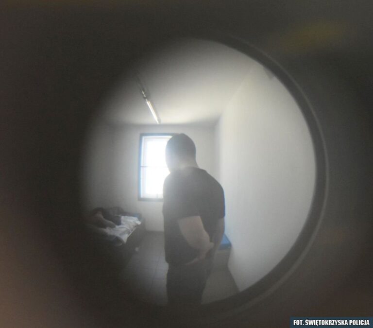 Do celi z wyrokiem i nowym zarzutem