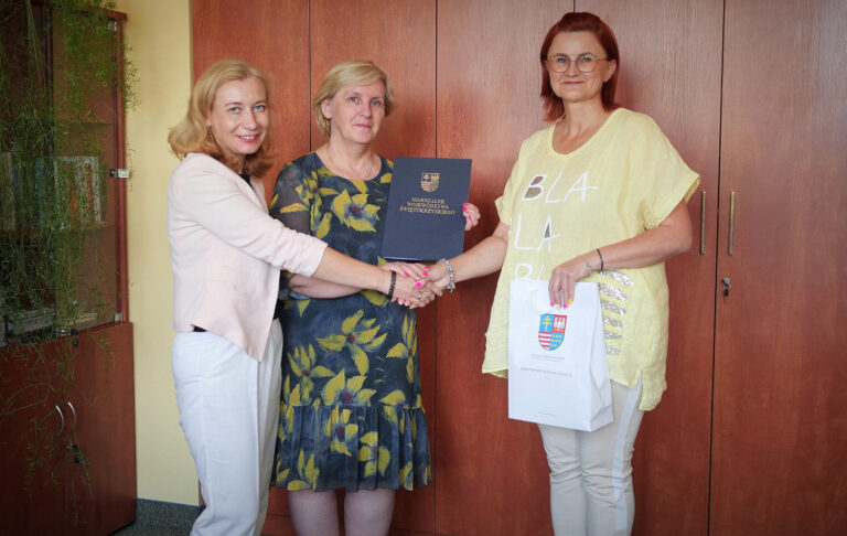 Kolejna umowa na wsparcie zadań z ochrony zdrowia