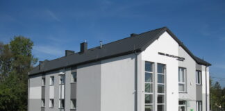 Biblioteka w Samsonowie pozyskała dofinansowanie na zakup komputerów