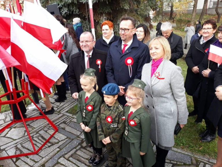 Świętokrzyskie uczciło 104. rocznicę odzyskania niepodległości przez Polskę