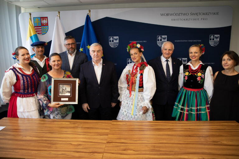 Pierwszy nabór wniosków w ramach programu FEnIKS