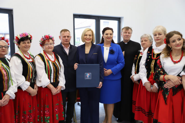 Lesica świętuje! Centrum integracji mieszkańców otwarte