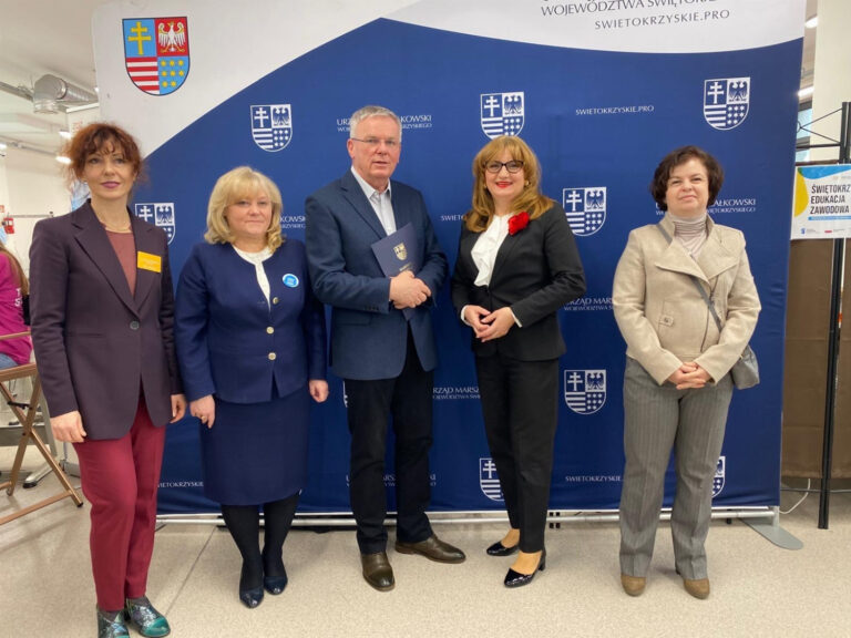 O synergii szkoły i zakładu pracy