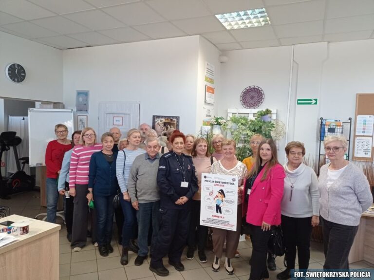 Policjanci wspólnie z Urzędem Marszałkowskim edukowali seniorów