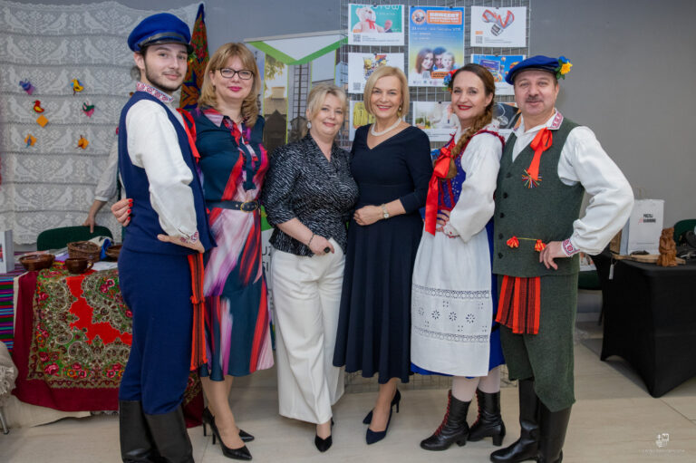 Wielką siłę ma ludzkie wsparcie i solidarność – koncert charytatywny “Postawmy wspólnie Szymona na nogi!”