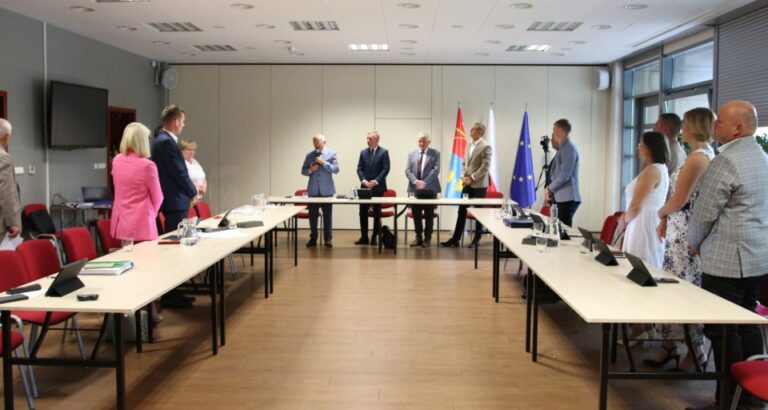 Burmistrz Marian Buras z  jednogłośnym wotum zaufania i jednogłośnym absolutorium