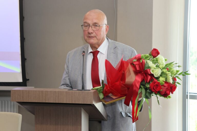 Podziękowania dla dyrektora DPS w Zgórsku