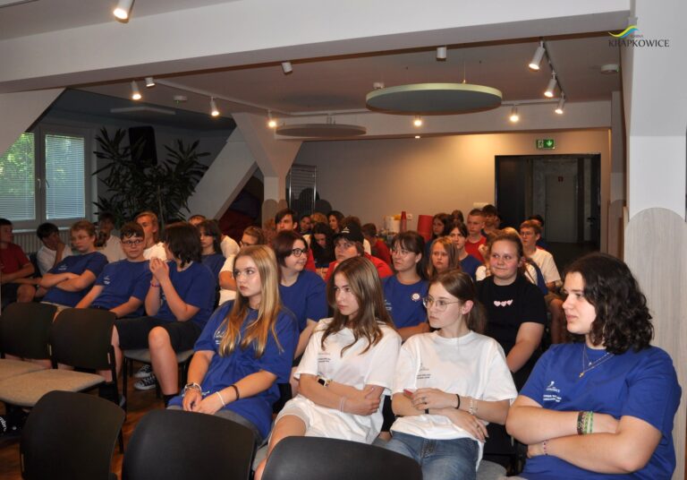 Trwa SUMMER ENGLISH LANGUAGE CAMP