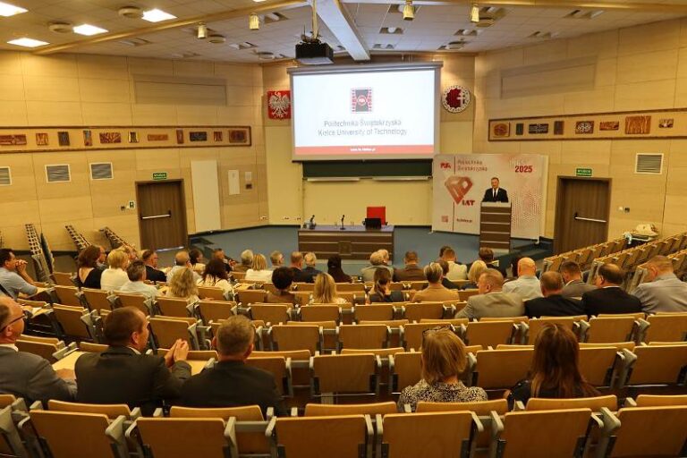 Samorząd i nauka – razem dla przyszłości regionu. Konwent Związku Miast i Gmin Regionu Świętokrzyskiego obradował na Politechnice Świętokrzyskiej
