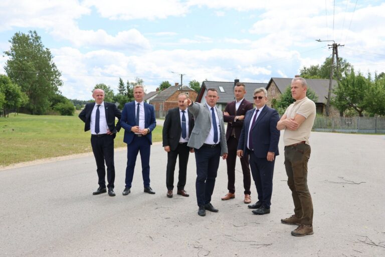 Droga Lasocin – Ewelinów będzie bardziej komfortowa i bezpieczna