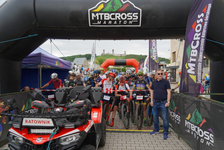 MTB Cross Maraton po raz kolejny odbył się w Gminie Chęciny! Sportowe emocje i jubileuszowe świętowanie!
