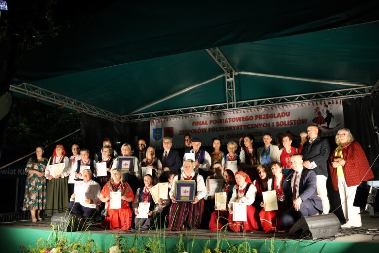 Zakończyliśmy Powiatowy Przegląd Zespołów Folklorystycznych i Solistów