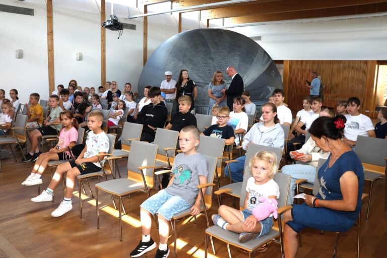 Misja Kosmiczna „Wietrznia” – Rodzinne Odkrywanie Wszechświata