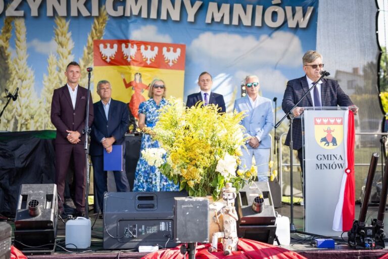Dożynki w Gminie Mniów – święto chleba, ludzi i wdzięczności 