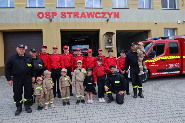 Młodzieżowa Drużyna Pożarnicza w Strawczynie. Ponad 50 lat tradycji i nadal się rozwija!