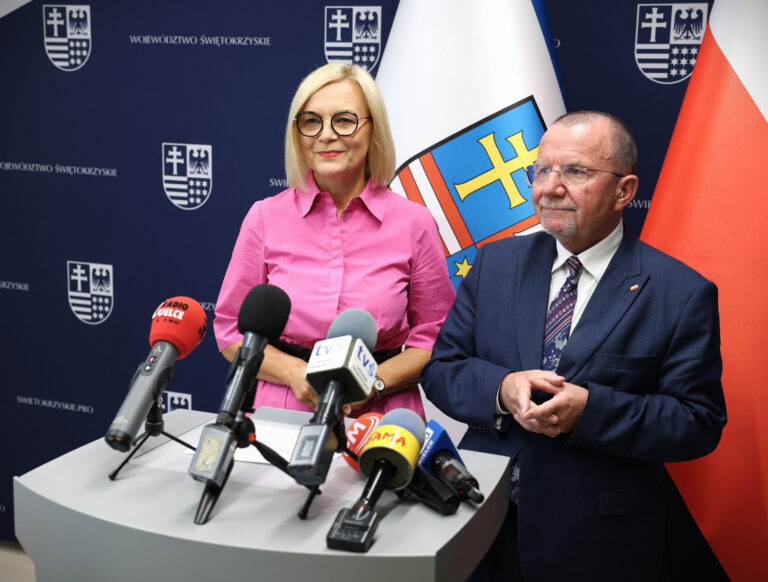 Zarząd Województwa zwiększa wsparcie finansowe dla studentów medycyny!