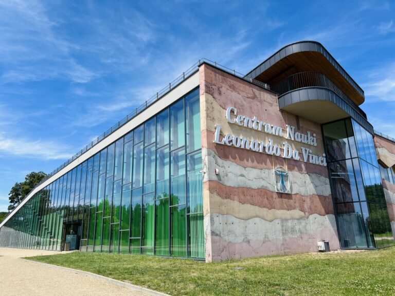Cykl fotografii ˝Nasza urokliwa Mała Ojczyzna˝ – Centrum Leonardo da Vinci w Podzamczu Chęcińskim