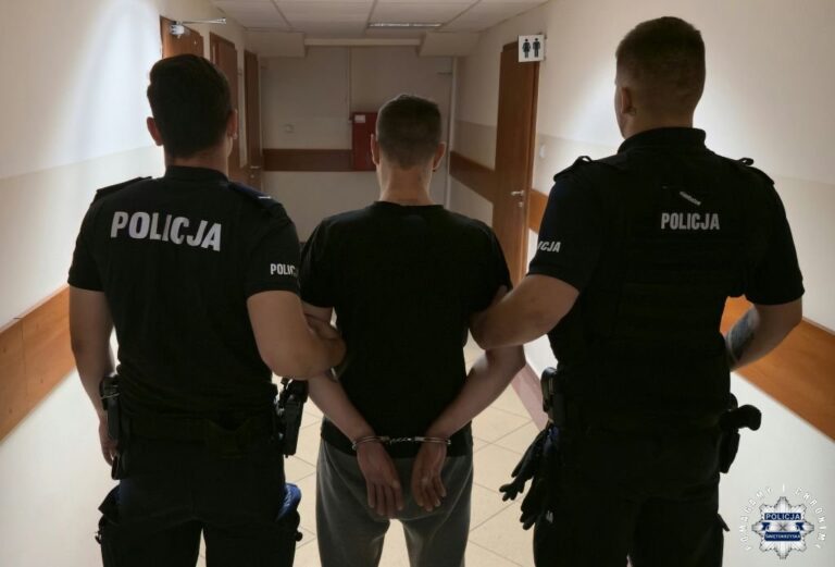 Nie zatrzymał się do kontroli, złamał sądowy zakaz i posiadał środki odurzające