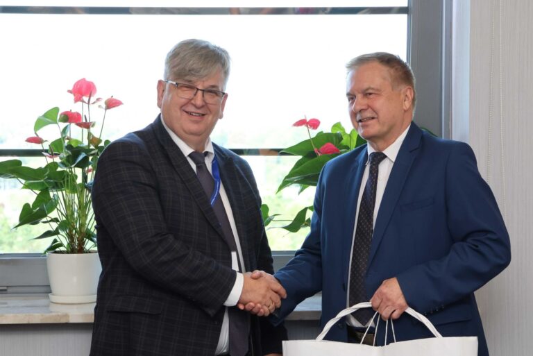 Dyrektor PZS w Chmielniku odchodzi na emeryturę