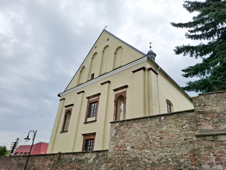 Postęp prac konserwatorskich zabytkowego klasztoru Sióstr Bernardynek w Chęcinach