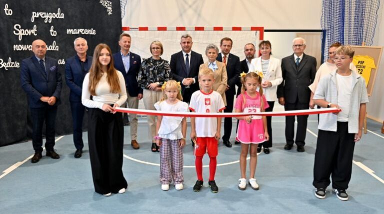 Historyczny dzień w Szczecnie. Uczniowie rozpoczęli rok szkolny w nowoczesnej sali gimnastycznej