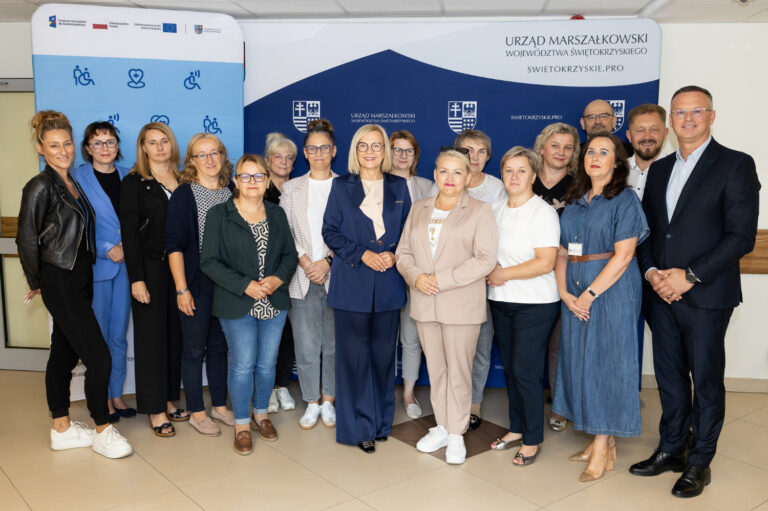 O działaniach w ramach projektu Tworzenie Lokalnych Systemów Wsparcia dla Seniorów