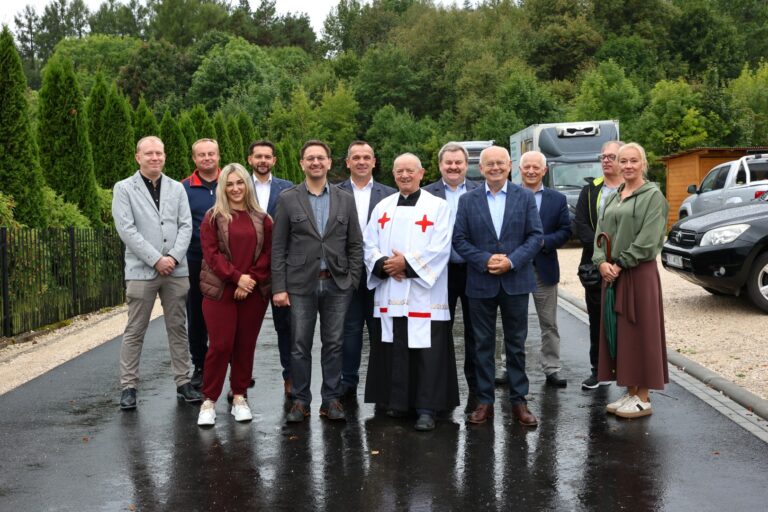 Nowe drogi w Dębskiej Woli i Lisowie oficjalnie oddane do użytku!