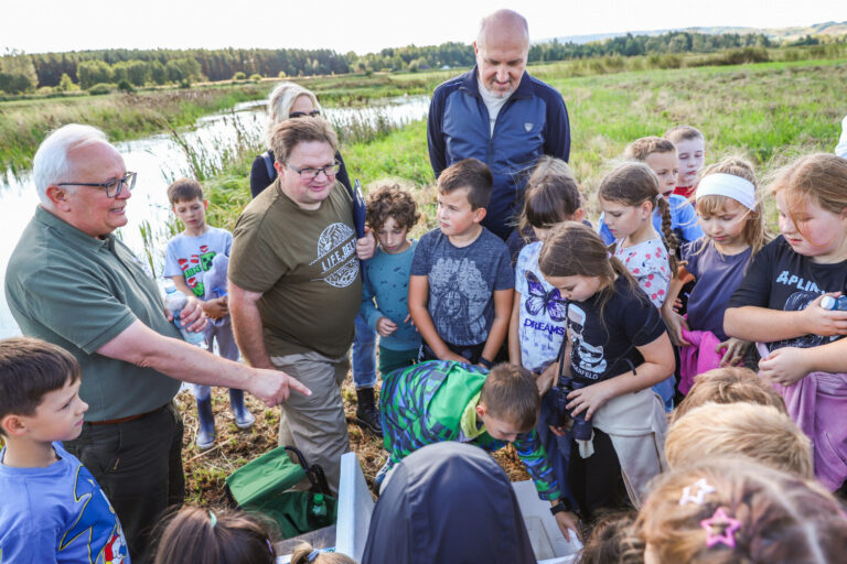 Kolejna grupa żółwi błotnych wraca do doliny Nidy