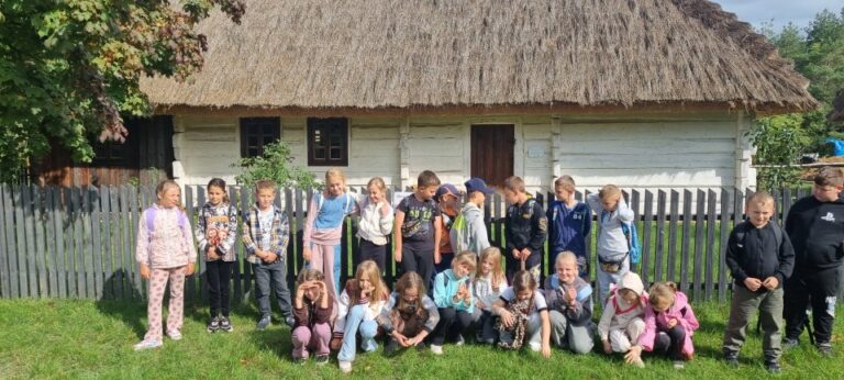 Podróż do przeszłości – wycieczka do Muzeum Wsi Kieleckiej