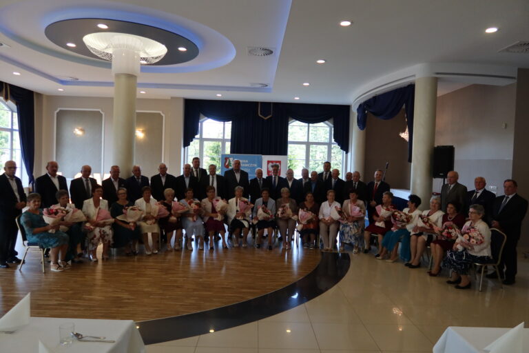 Złote Gody w gminie Strawczyn. Uroczysty jubileusz 50-lecia małżeństw