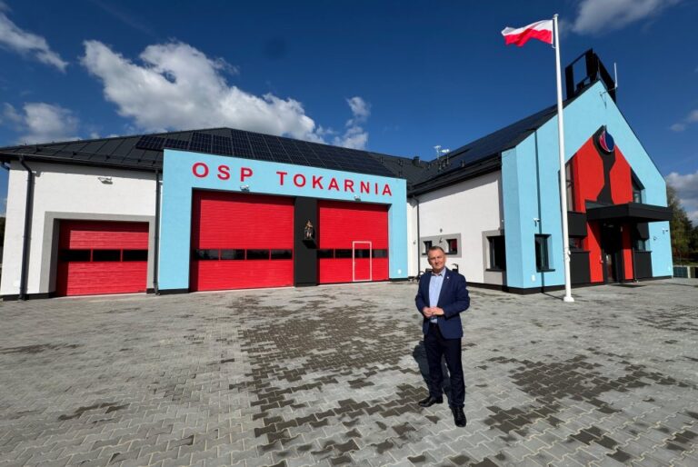 Nowoczesna remiza i świetlica w Tokarni gotowe. Już w najbliższą niedzielę wielkie otwarcie milionowej inwestycji!