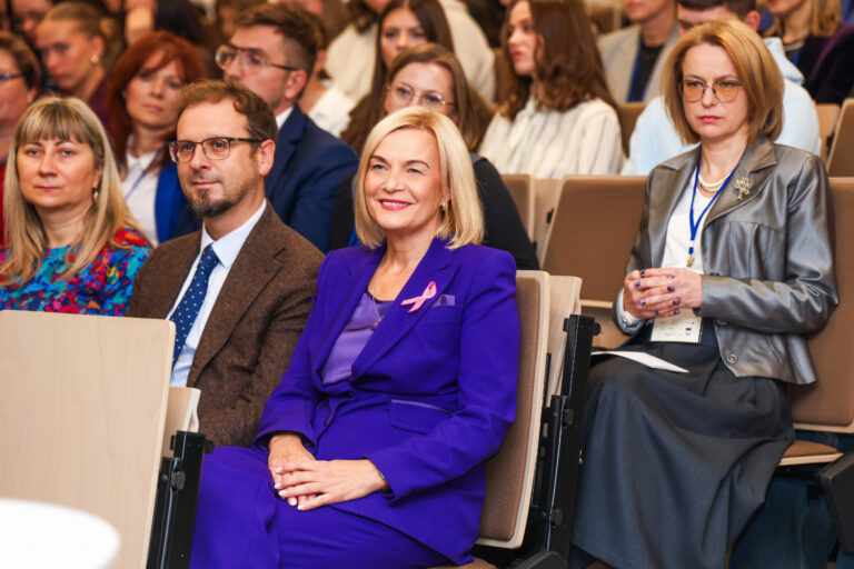 Dylematy polityki społeczno-gospodarczej
