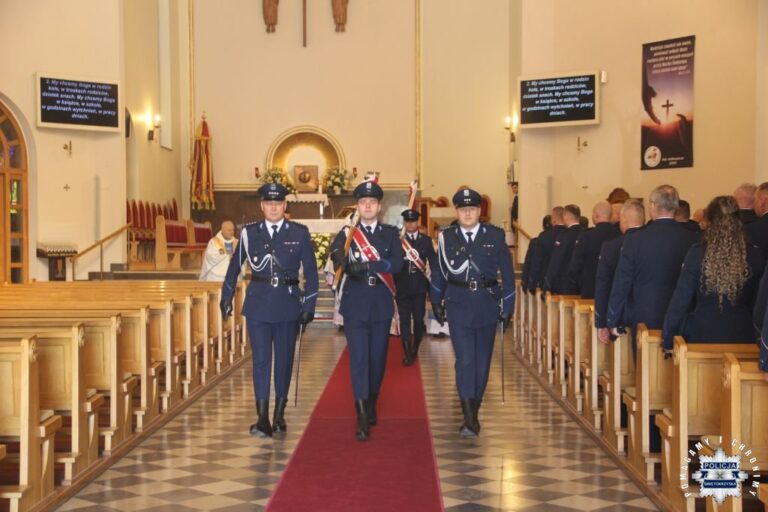 Pielgrzymka mundurowych do Sanktuarium Matki Bożej Miłosierdzia w Skarżysku-Kamiennej