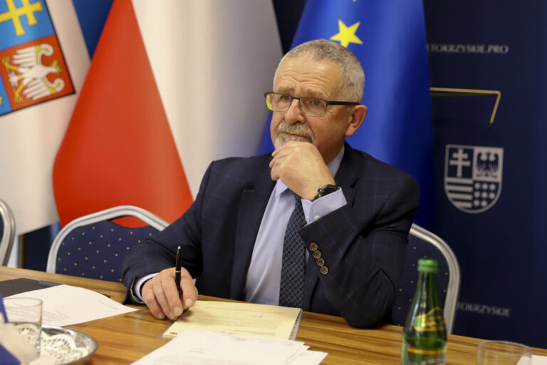 Obradowała Komisja Zdrowia, Polityki Społecznej i Spraw Rodziny Sejmiku Województwa Świętokrzyskiego