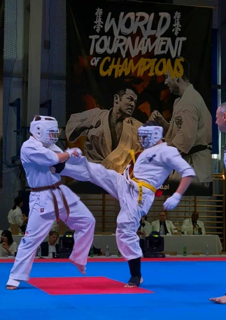 Oskar Białek i Maksymilian Moskal na podium turnieju karate IKO NAKAMURA POLISH OPEN