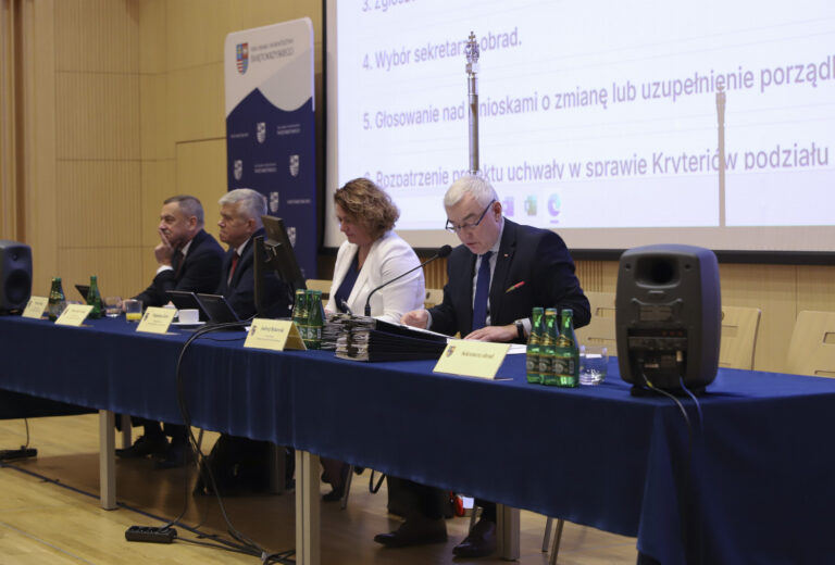 Z obrad Sejmiku Województwa Świętokrzyskiego
