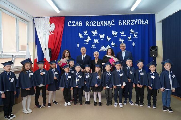 Ślubowanie pierwszoklasistów w Tokarni – wyjątkowy dzień w życiu szkoły